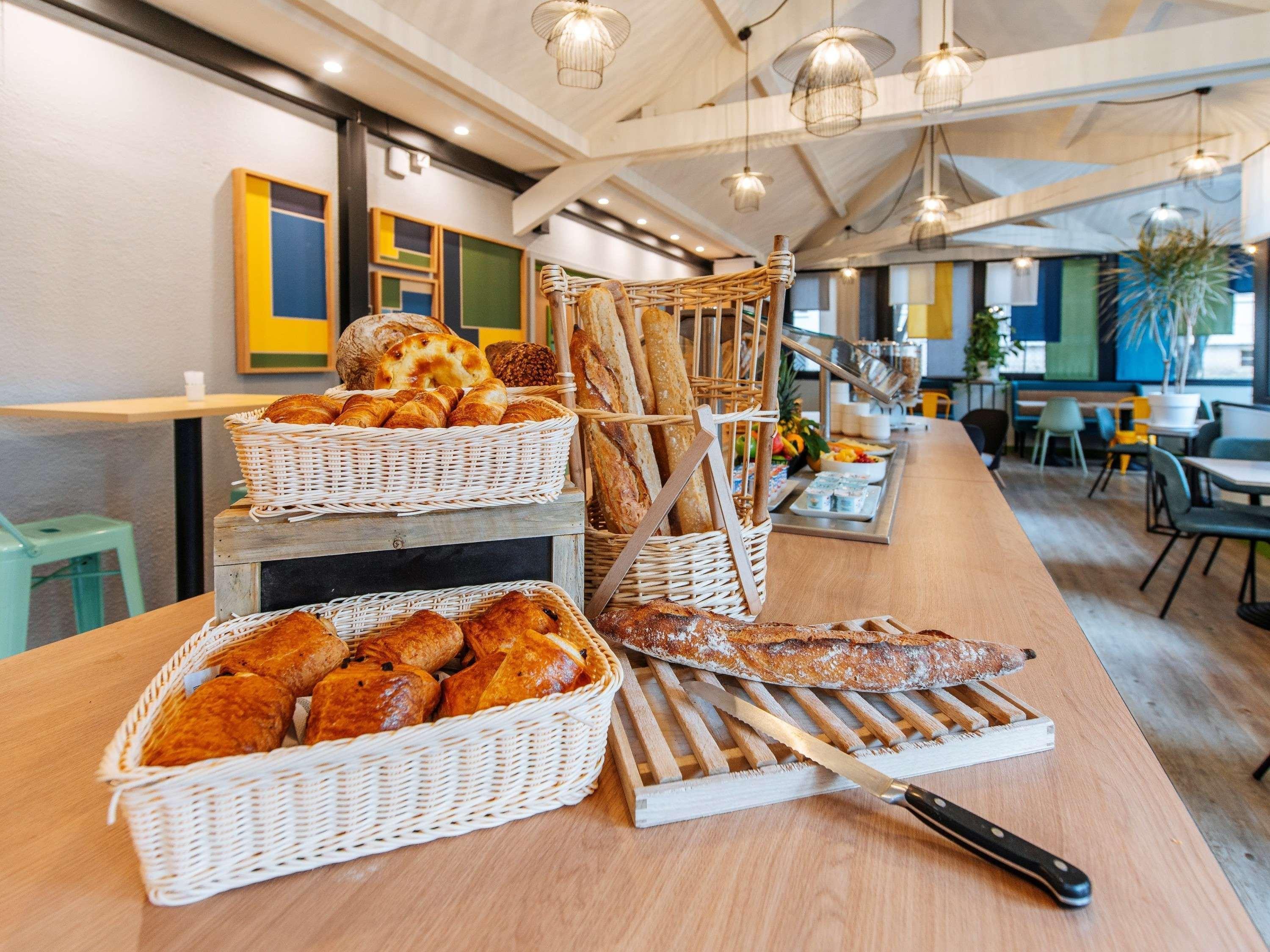 Ibis Styles Lyon Croix Rousse Hotel Ngoại thất bức ảnh
