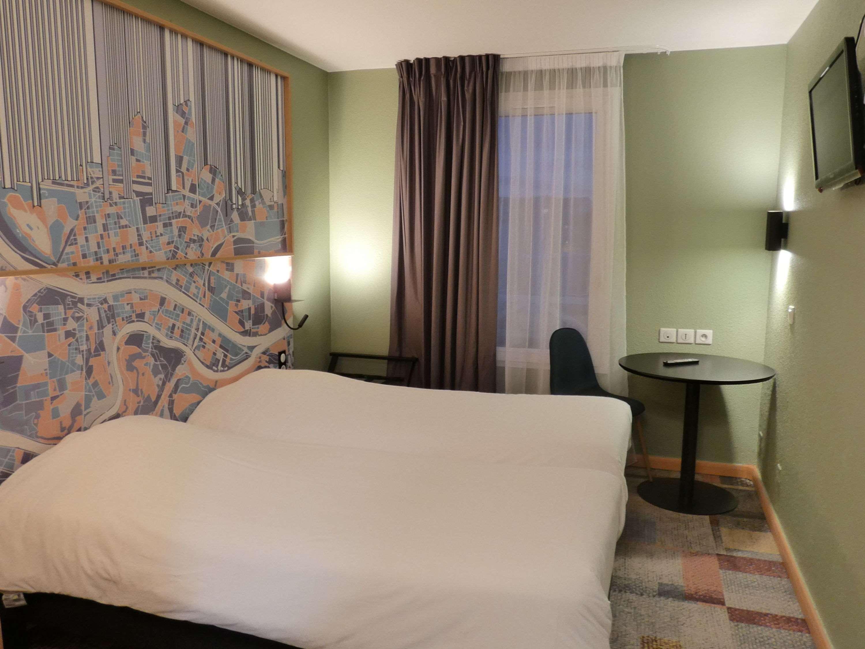 Ibis Styles Lyon Croix Rousse Hotel Ngoại thất bức ảnh